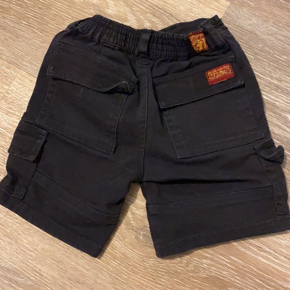 Seven for all mankind 12 months black cargo shorts - Picture 1 of 6